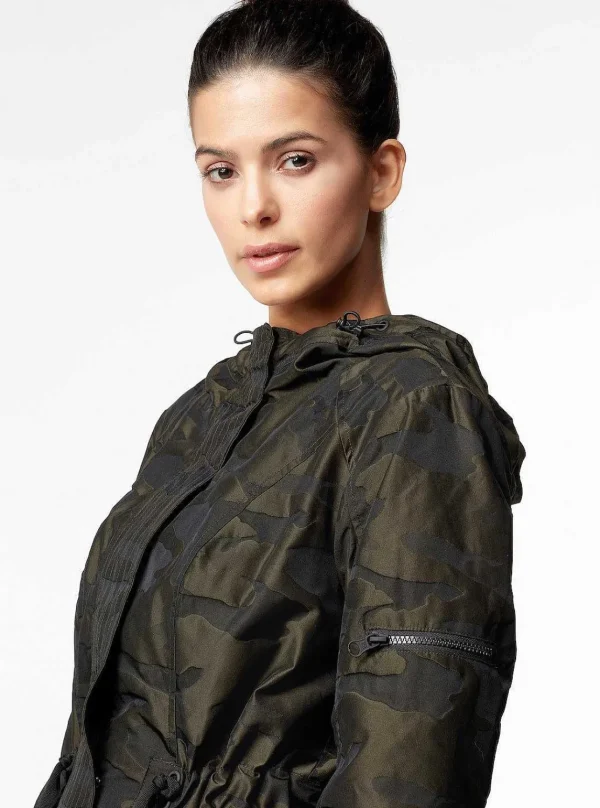 Women Blanc Noir Olive*Camo Grenadier Jacket