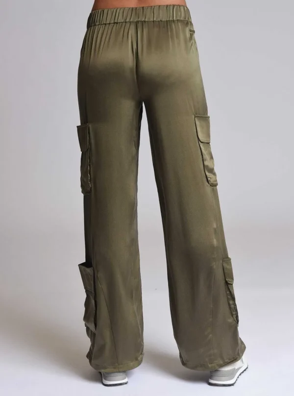 Women Blanc Noir Olive*Chelsea Silk Wide Leg Pant