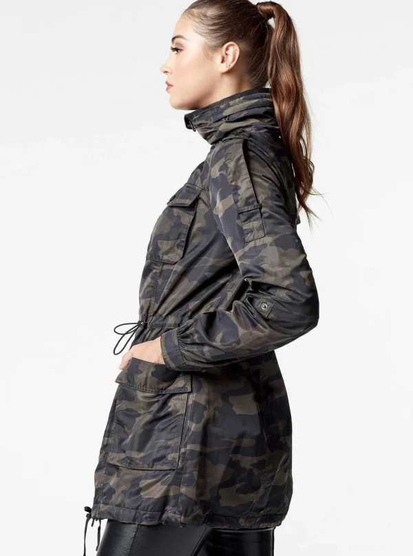 Women Blanc Noir Travel*Mastermind Anorak