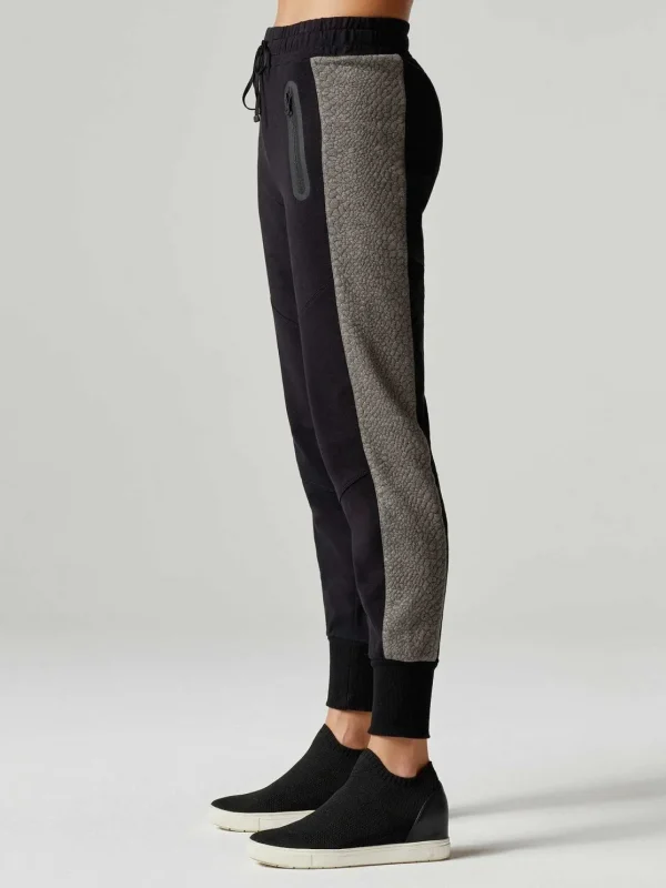 Women Blanc Noir Bottoms*Snake Jacquard Jogger