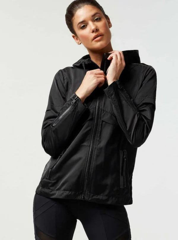 Women Blanc Noir Activewear*Studio Anorak