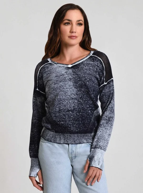 Women Blanc Noir Cranberry*V-Neck Huntress Sweater